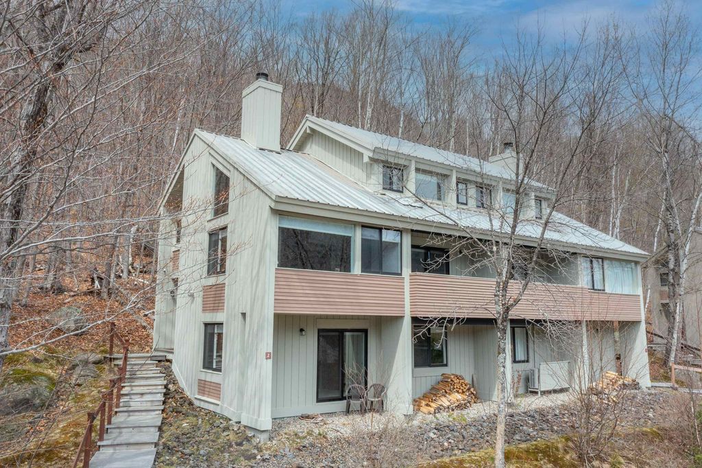 Photo of 8 Highwood Road #Unit 2, Lincoln, NH 03251 (MLS # 5087969)