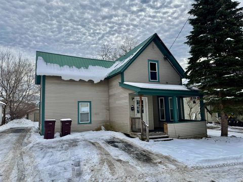 35 Spring Street Newport City VT 05855