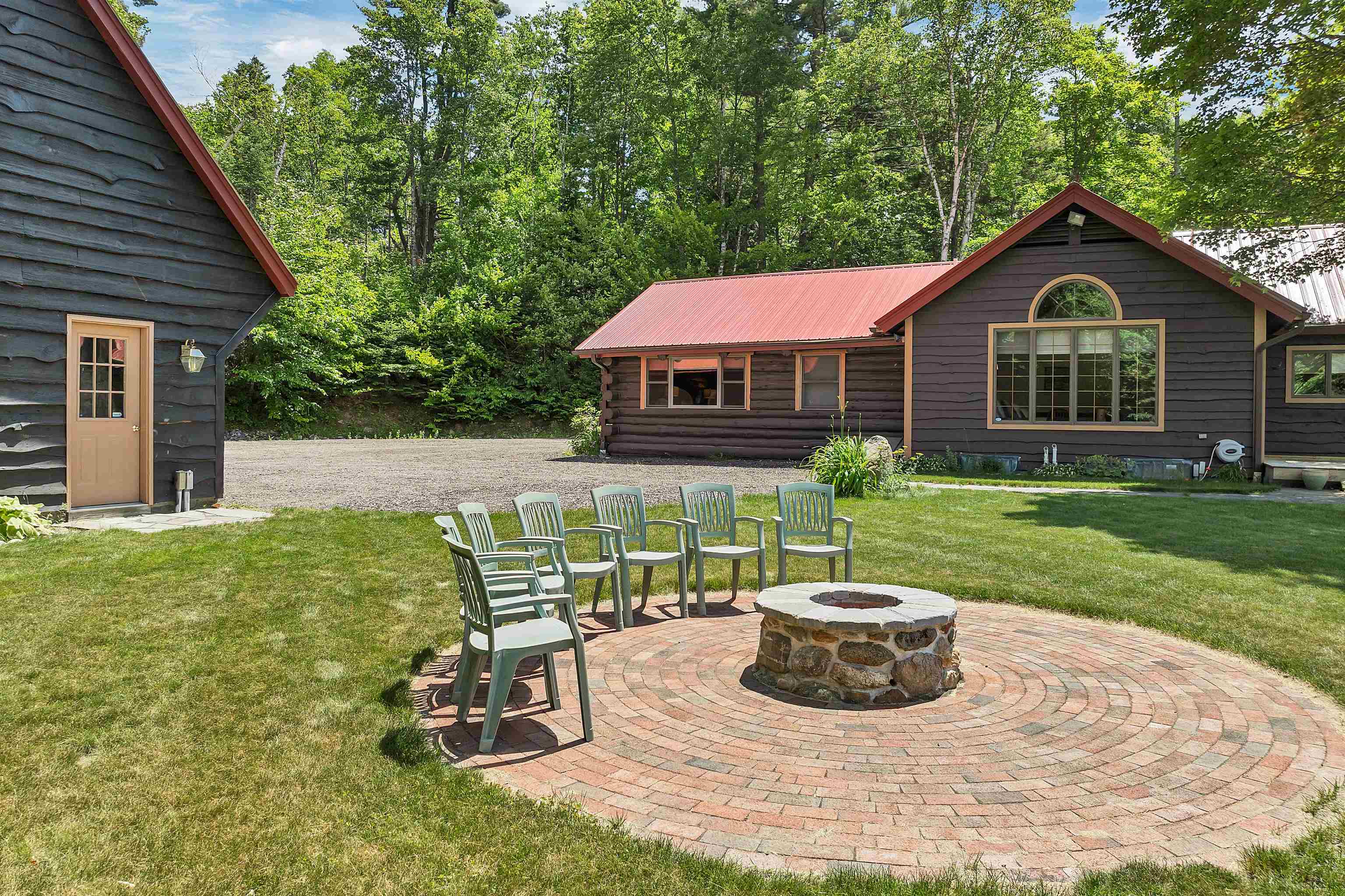 83 Towle Road