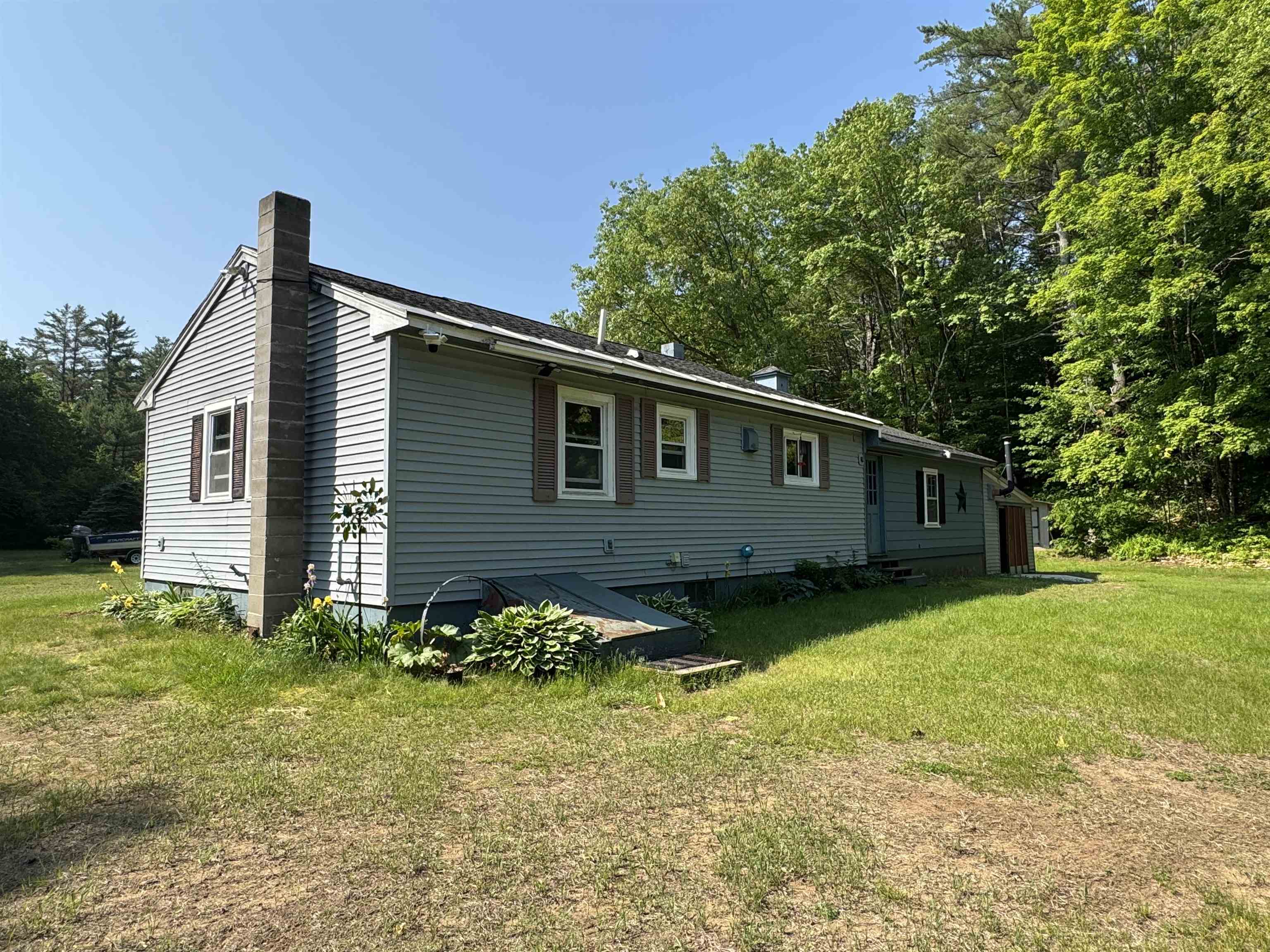 214 Daniel Webster Highway