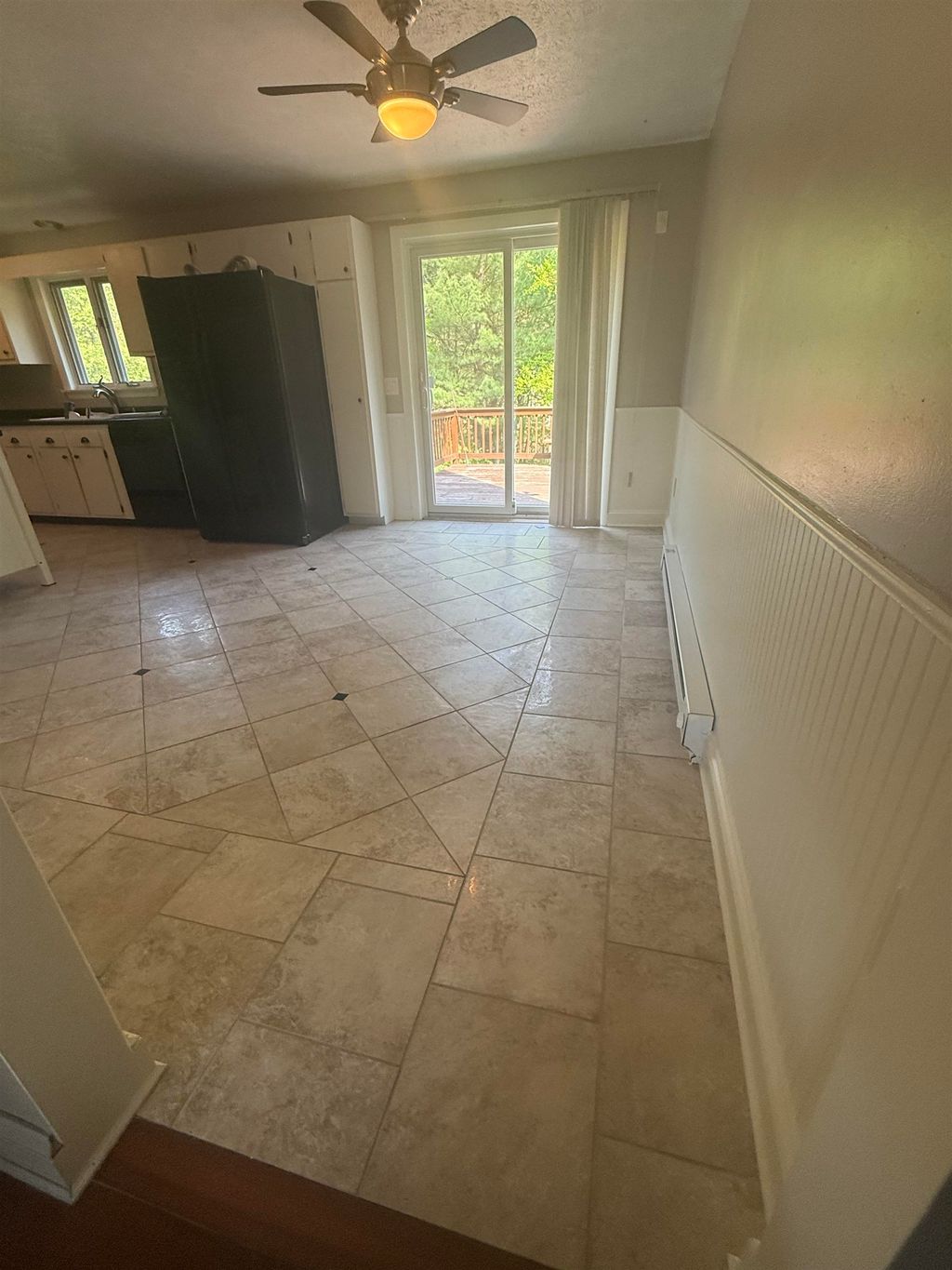 Photo of 4 rocco Drive, Derry, NH 03038 (MLS # 5089585)