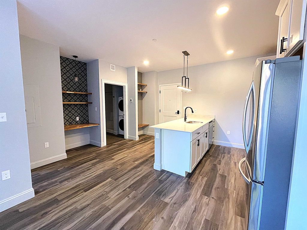 Photo of 25 Lowell Street #104, Manchester, NH 03101 (MLS # 5067181)