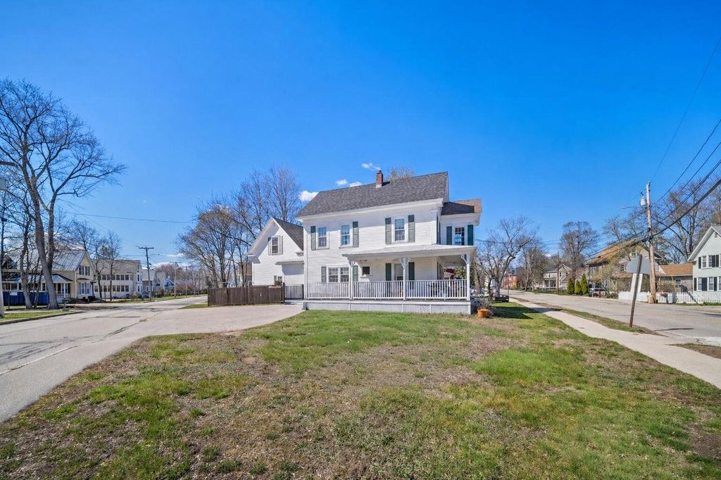 Photo of 862 Portland Street, Rochester, NH 03820 (MLS # 5086051)
