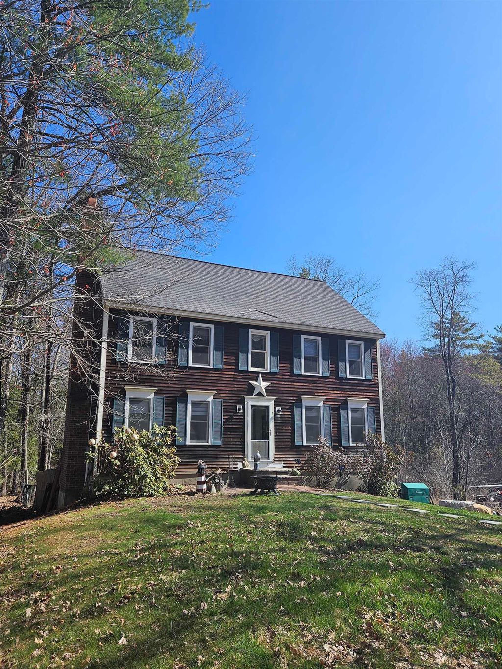 Photo of 7 Chapman Way, Exeter, NH 03833 (MLS # 5078412)