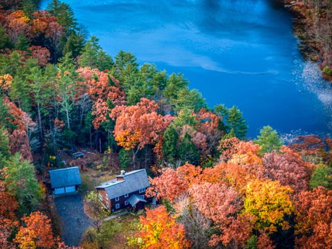 59 Horace Greeley Road 10-56-04 Amherst NH 03031