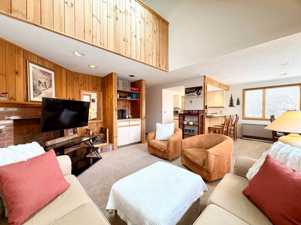 Photo of 13 Laurel Circle #Unit 8, Thornton, NH 03285 (MLS # 5078823)