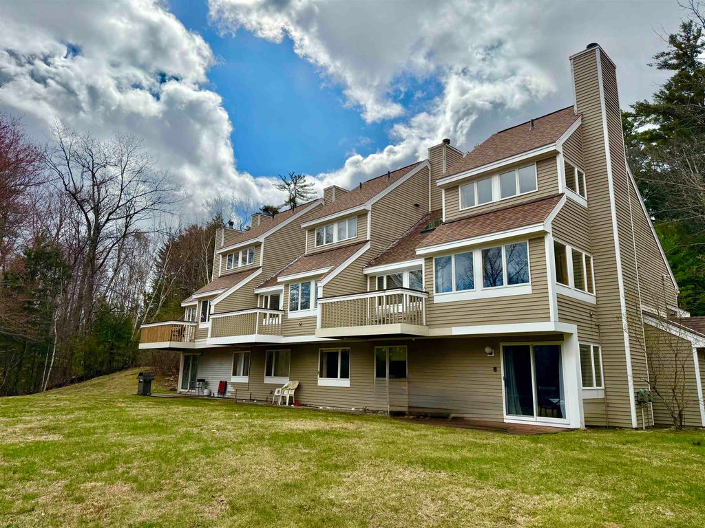 Photo of 13 Laurel Circle #Unit 8, Thornton, NH 03285 (MLS # 5078823)