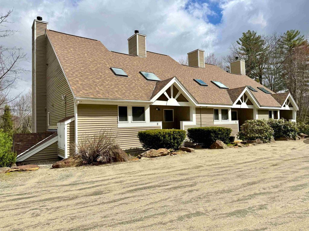 Photo of 13 Laurel Circle #Unit 8, Thornton, NH 03285 (MLS # 5078823)