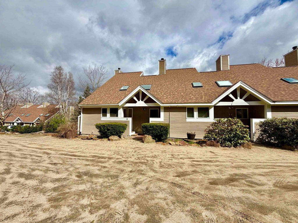 Photo of 13 Laurel Circle #Unit 8, Thornton, NH 03285 (MLS # 5078823)