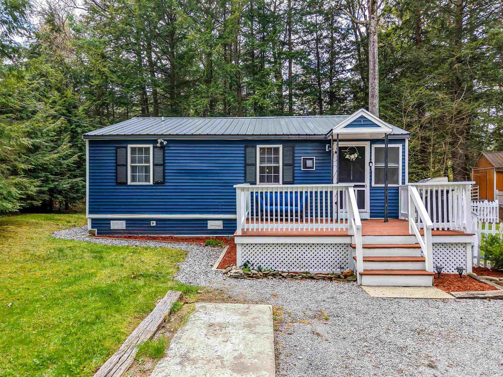 Photo of 1 Midnight Walk, Hillsborough, NH 03244 (MLS # 5088501)