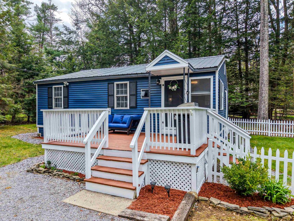 Photo of 1 Midnight Walk, Hillsborough, NH 03244 (MLS # 5088501)