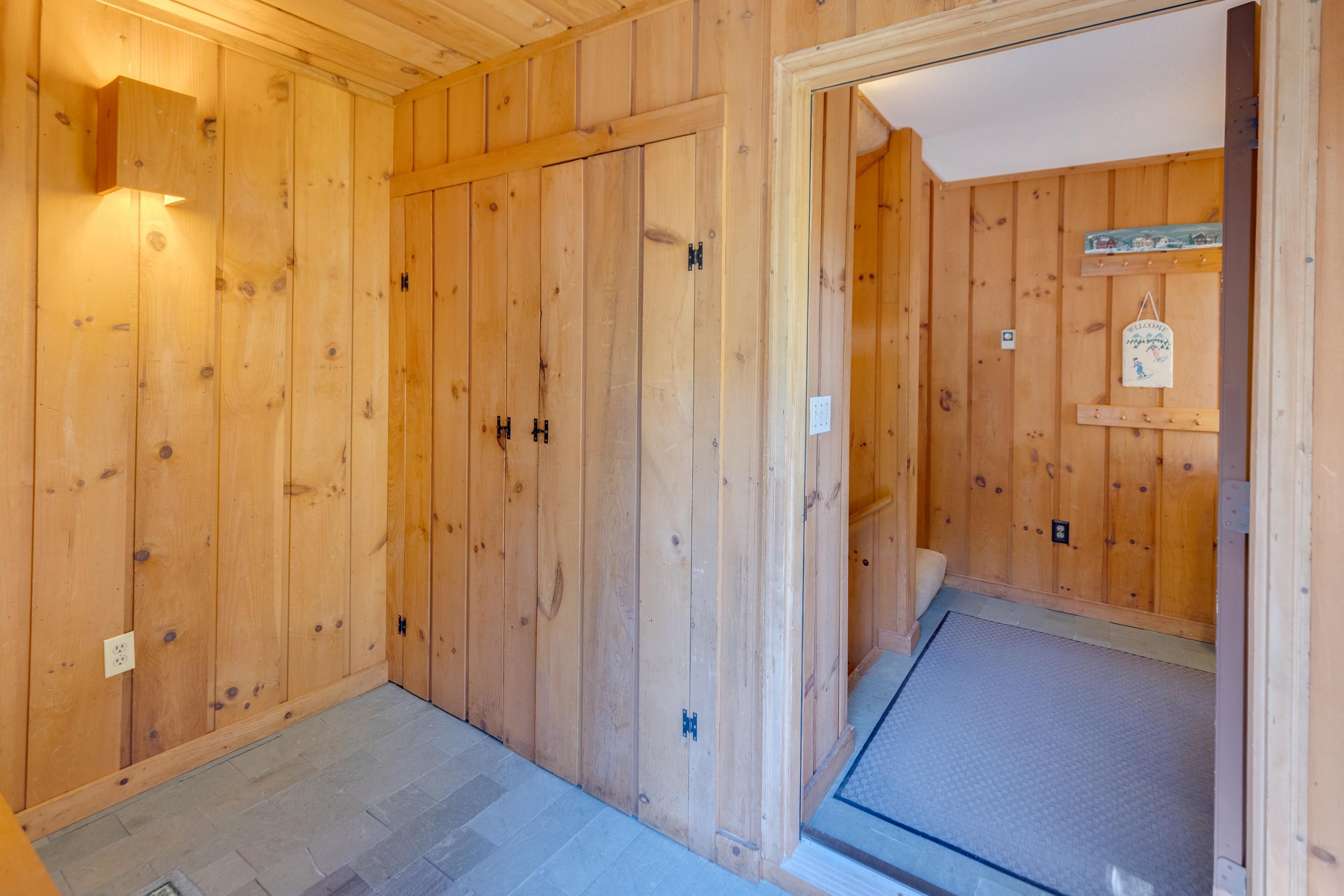 89 Clearbrook Road 2