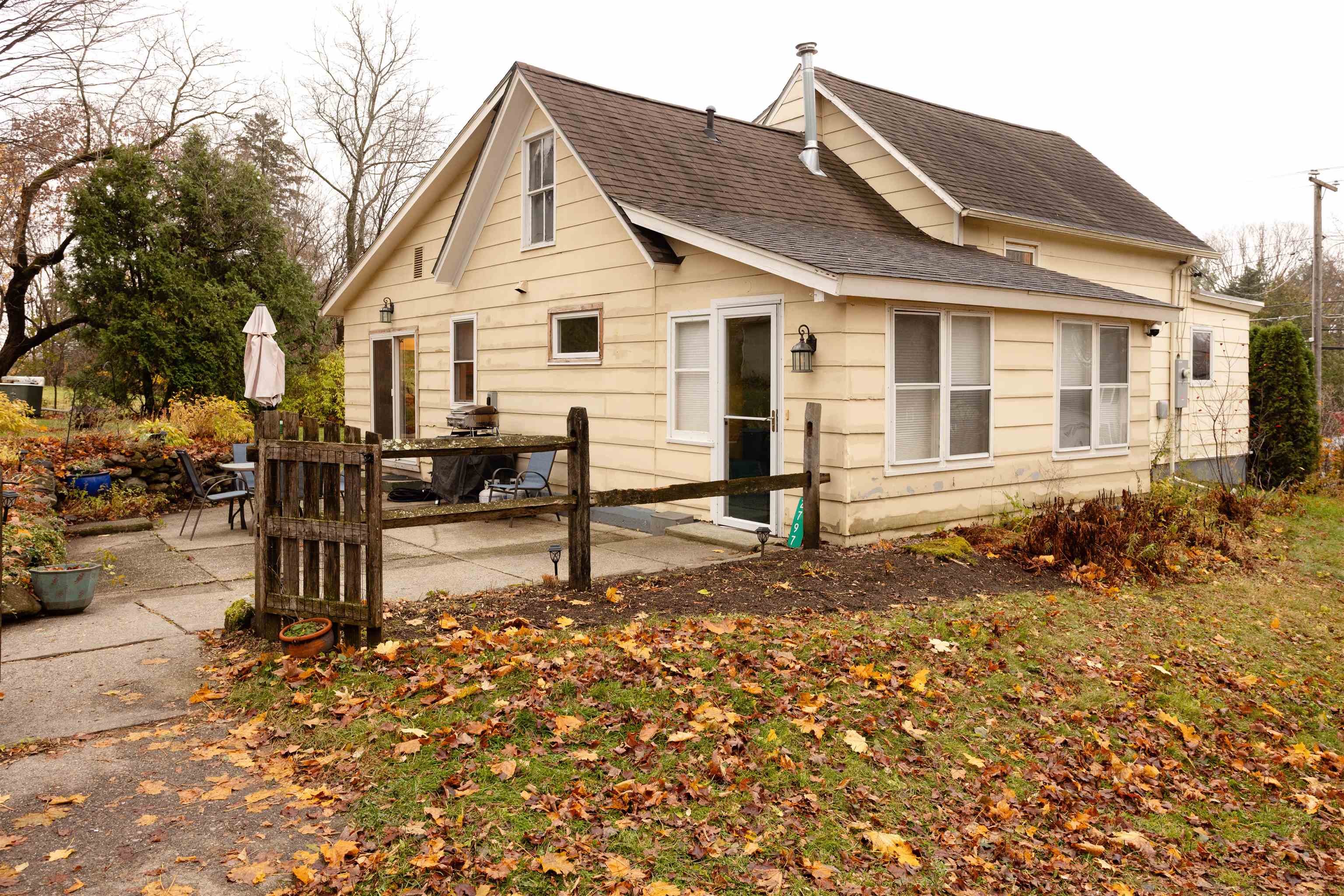 2797 Malletts Bay Avenue