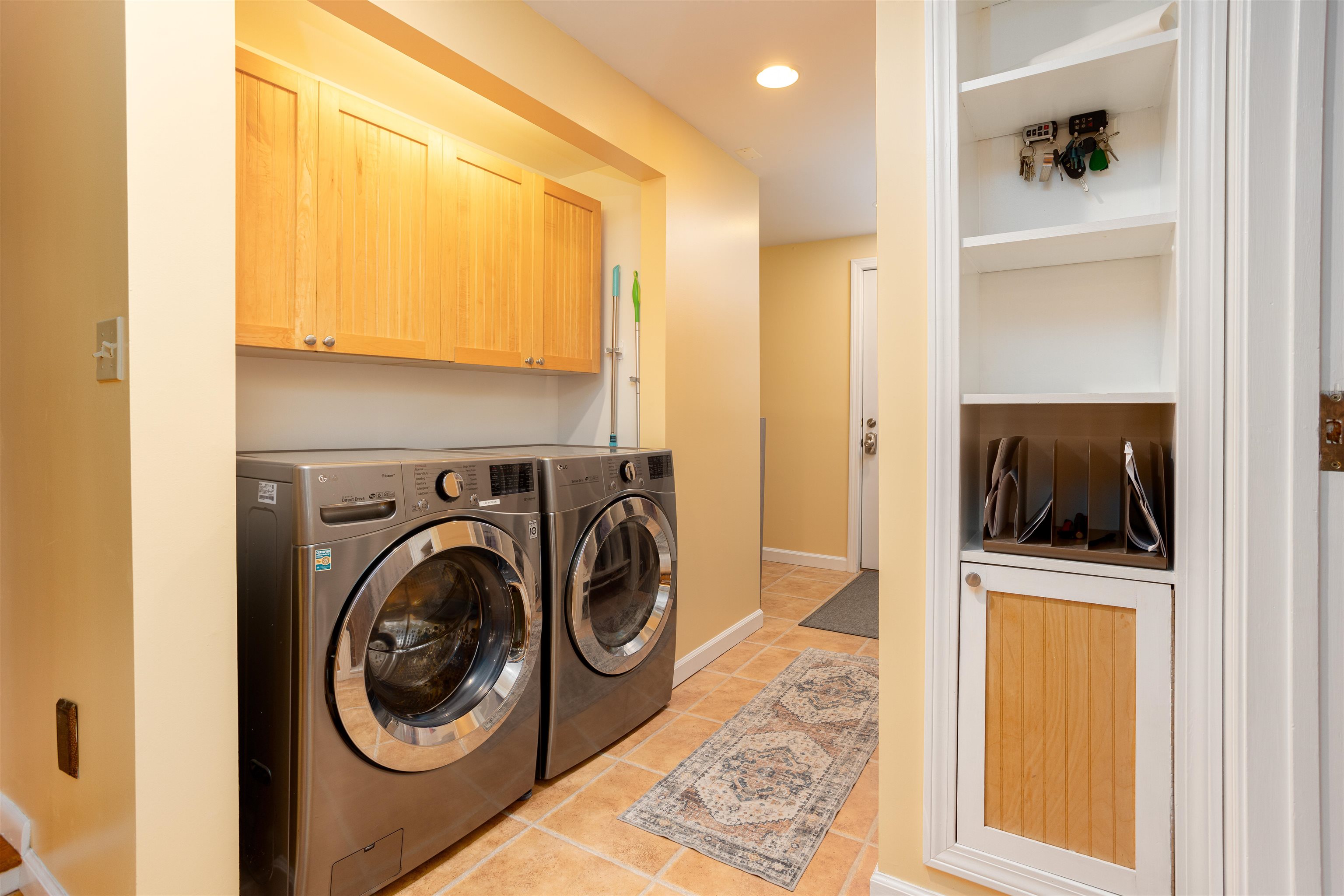 2797 Malletts Bay Avenue