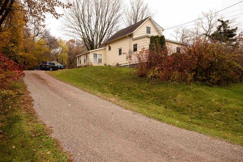 Photo of 2797 Malletts Bay Avenue, Colchester, VT 05446 (MLS # 5069668)