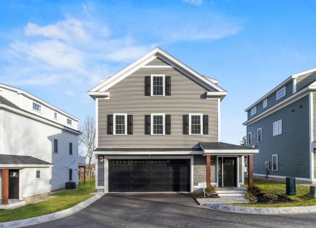 Photo of 31 Eden Lane #5, Portsmouth, NH 03801 (MLS # 5086141)