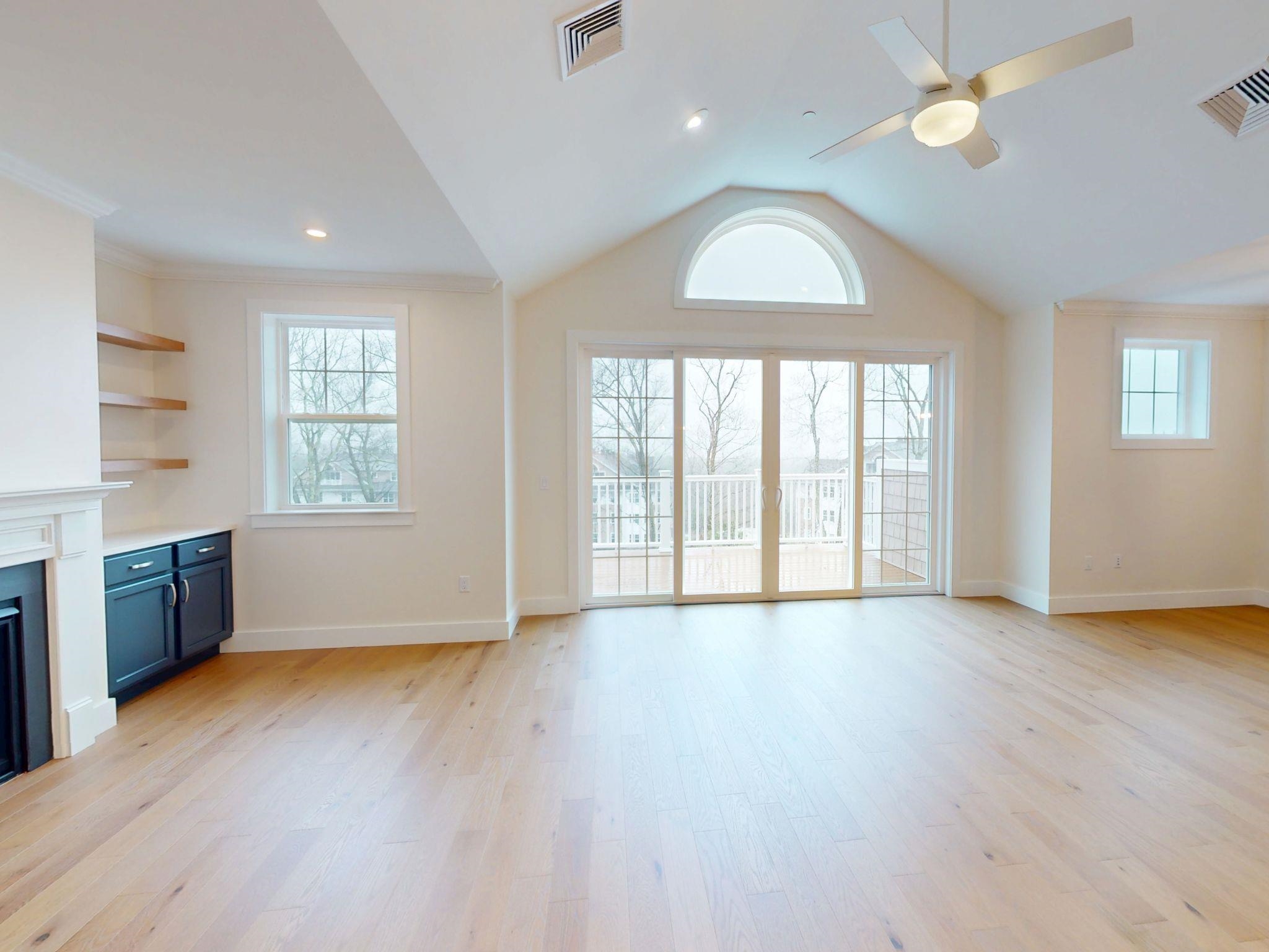 4 Longview Drive 405