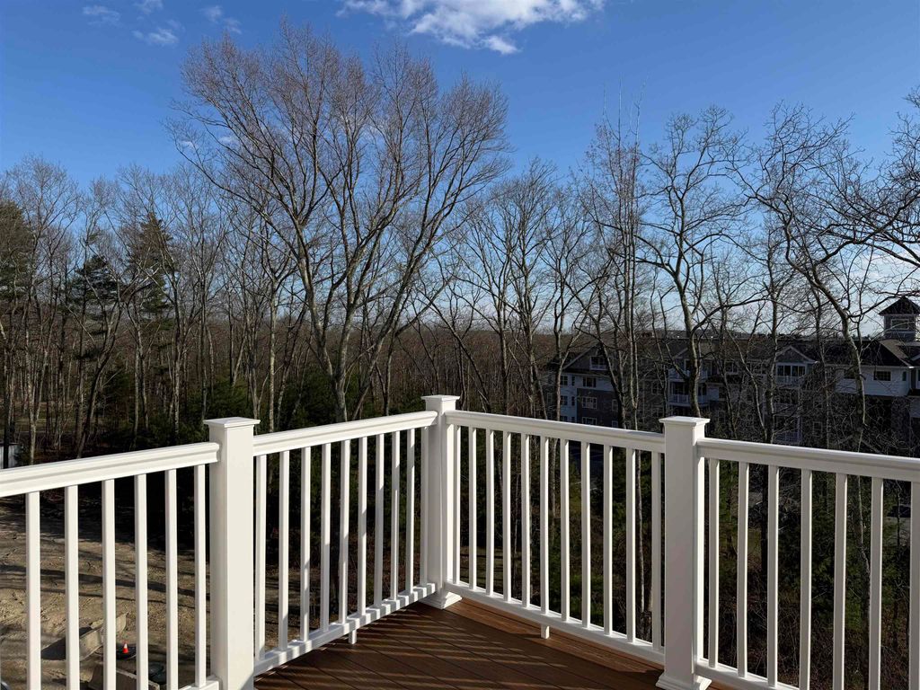 Photo of 4 Longview Drive #405, Atkinson, NH 03811 (MLS # 5085150)