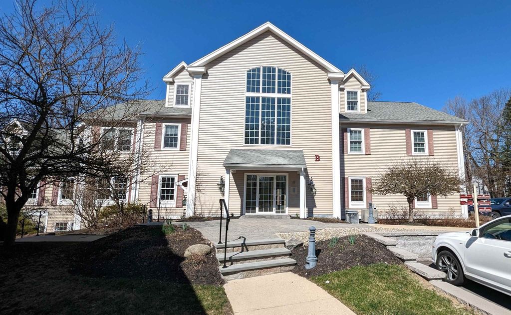 Photo of 18 Hampton Road #2, Exeter, NH 03833 (MLS # 5072922)