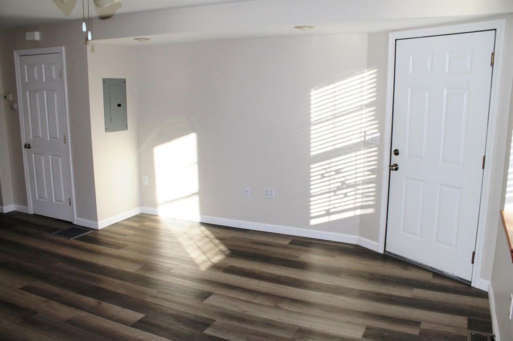 Photo of 57 S Mast Street #2, Goffstown, NH 03045 (MLS # 5070527)