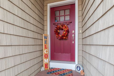 12 Manor Drive B Hooksett NH 03106