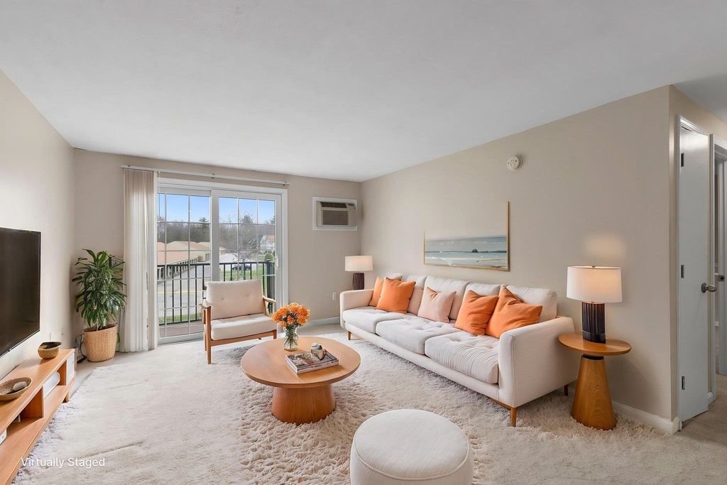 Photo of 209 White Cedar Boulevard, Portsmouth, NH 03801 (MLS # 5086764)