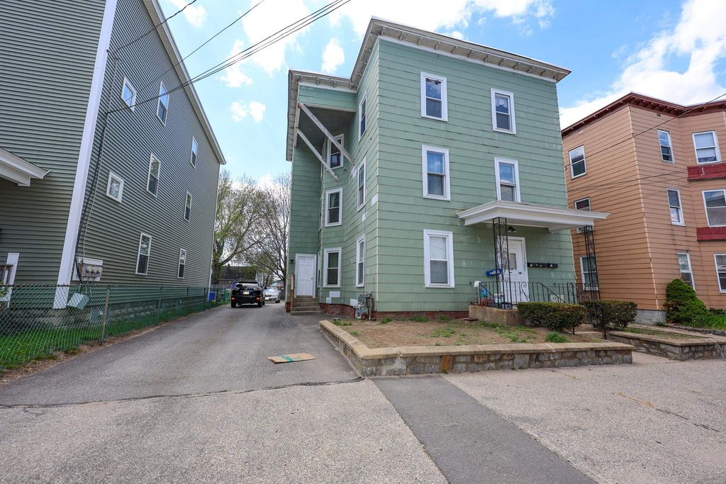 Photo of 180 Beech Street, Manchester, NH 03103 (MLS # 5086617)