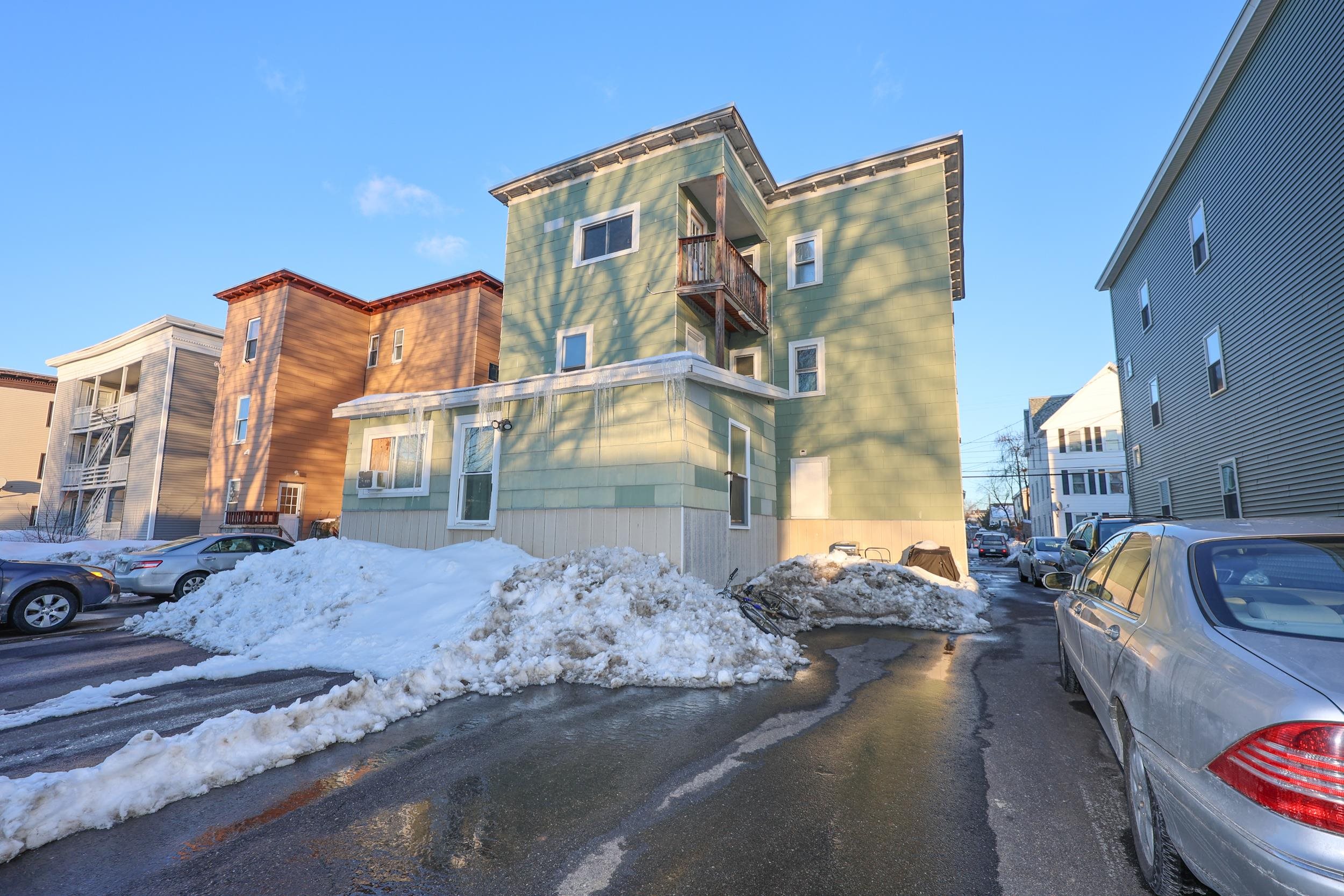 180 Beech Street