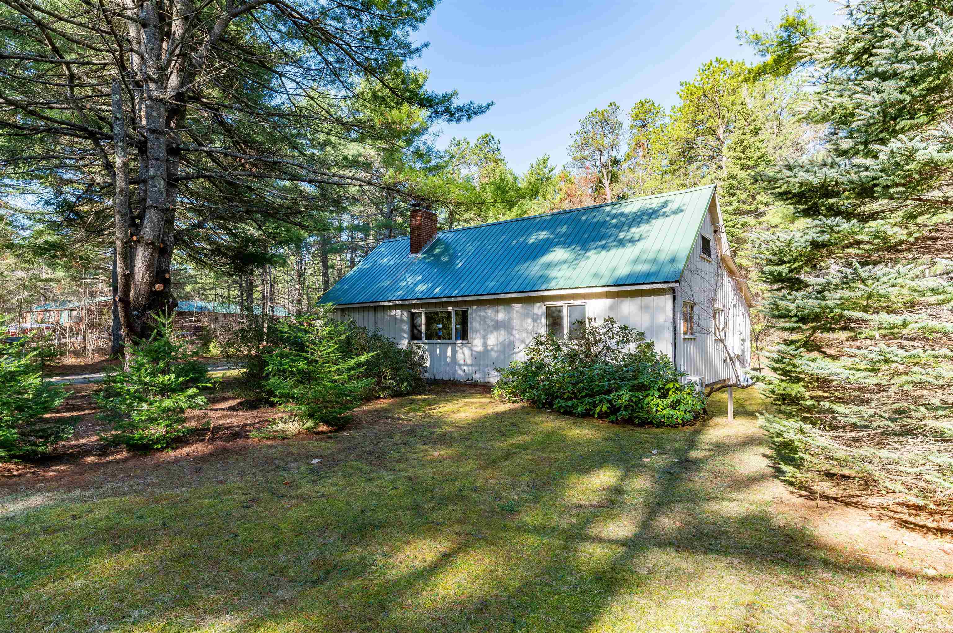 906 Plains Road