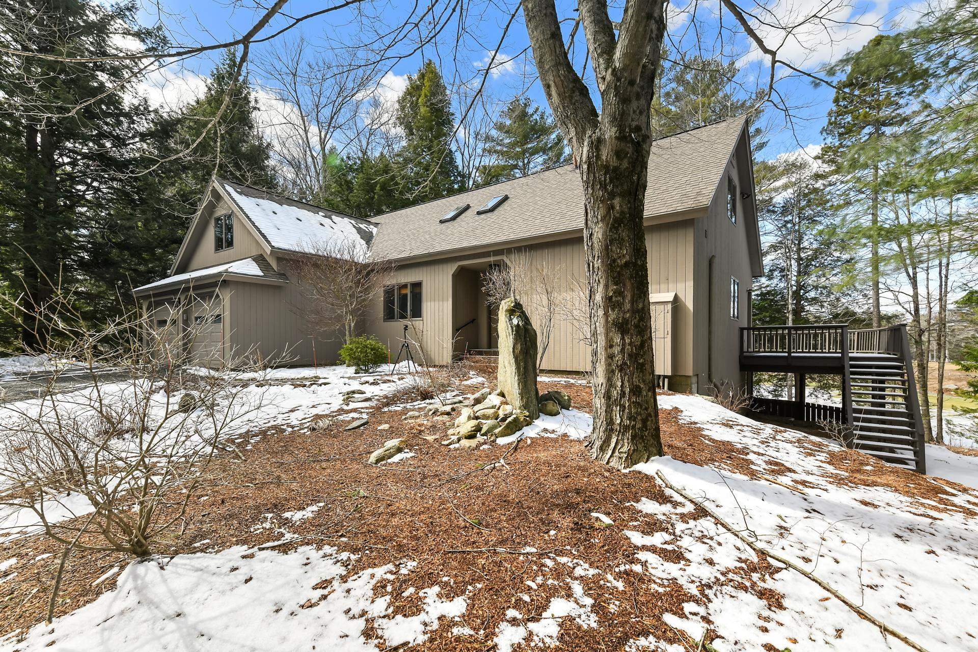 71 Greensward Drive