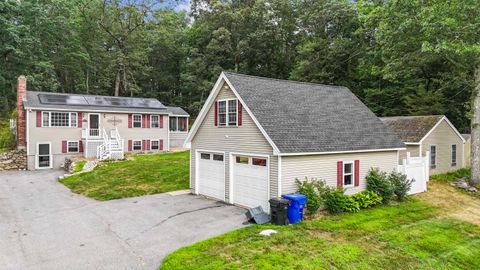 Photo of 44 Lawrence Road, Hudson, NH 03051 (MLS # 5053877) Photo of 44 Lawrence Road, Hudson, NH 03051 (MLS # 5053877)