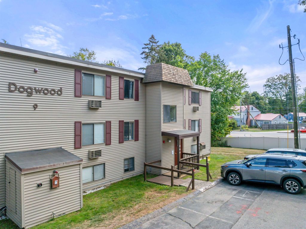 Photo of 9 Treetop Circle #135, Laconia, NH 03246 (MLS # 5062278)