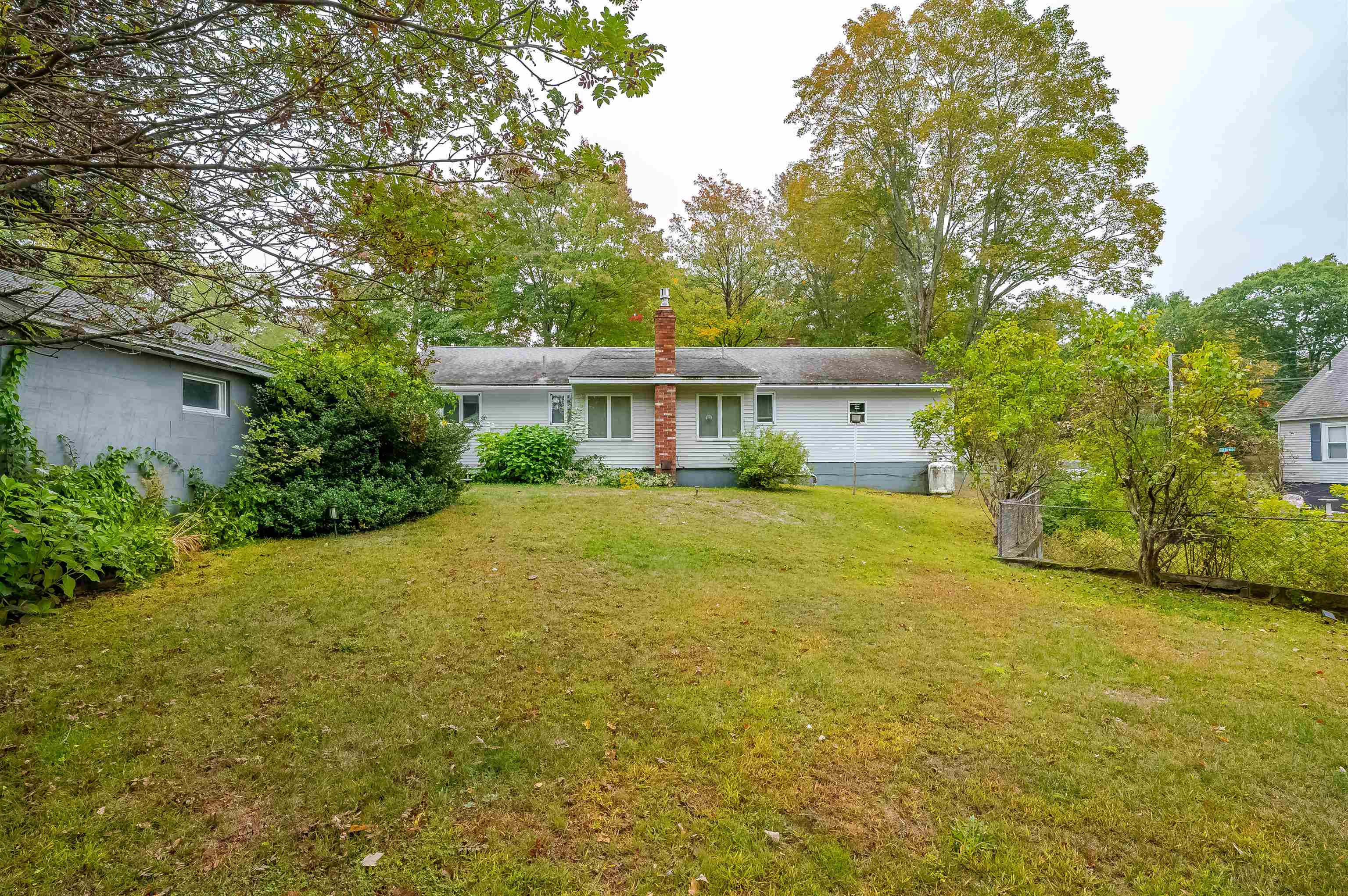 2 Oak Forest Street