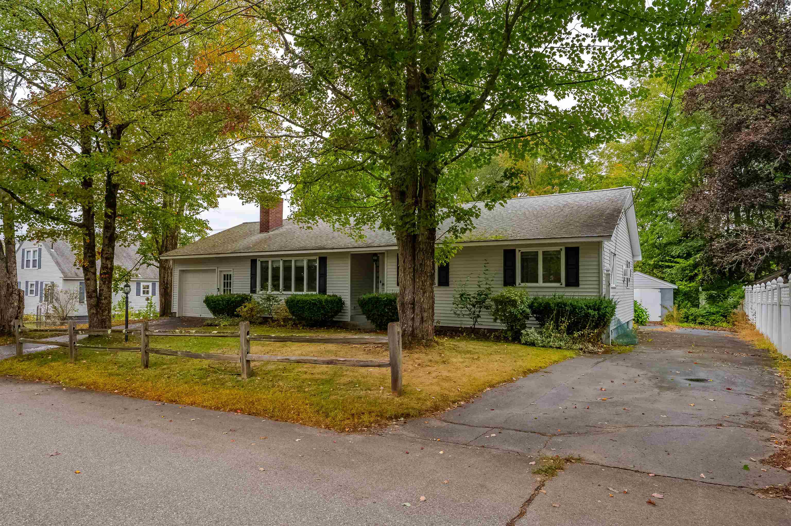 2 Oak Forest Street