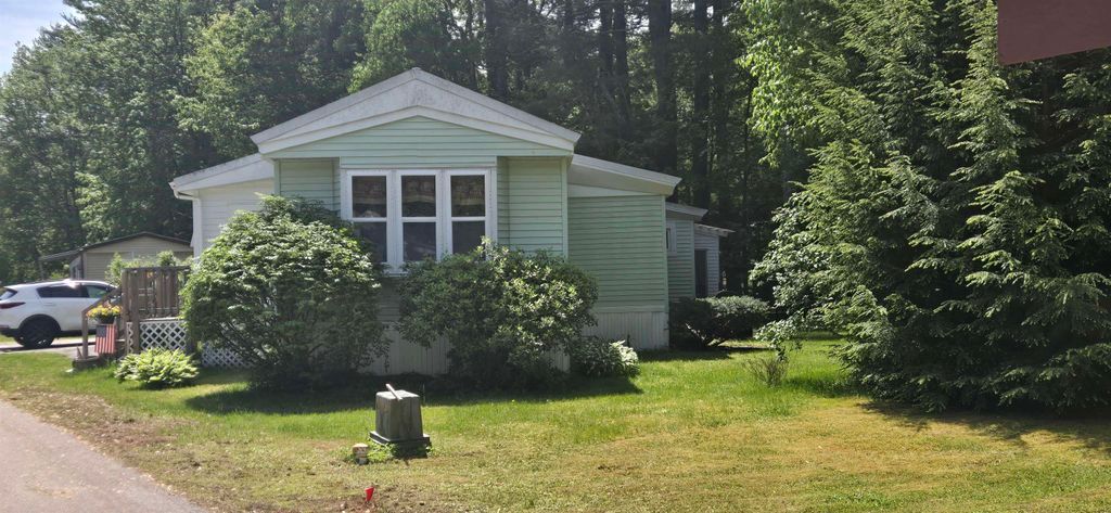 Photo of 18 Queens Lane, Epsom, NH 03234 (MLS # 5043533)