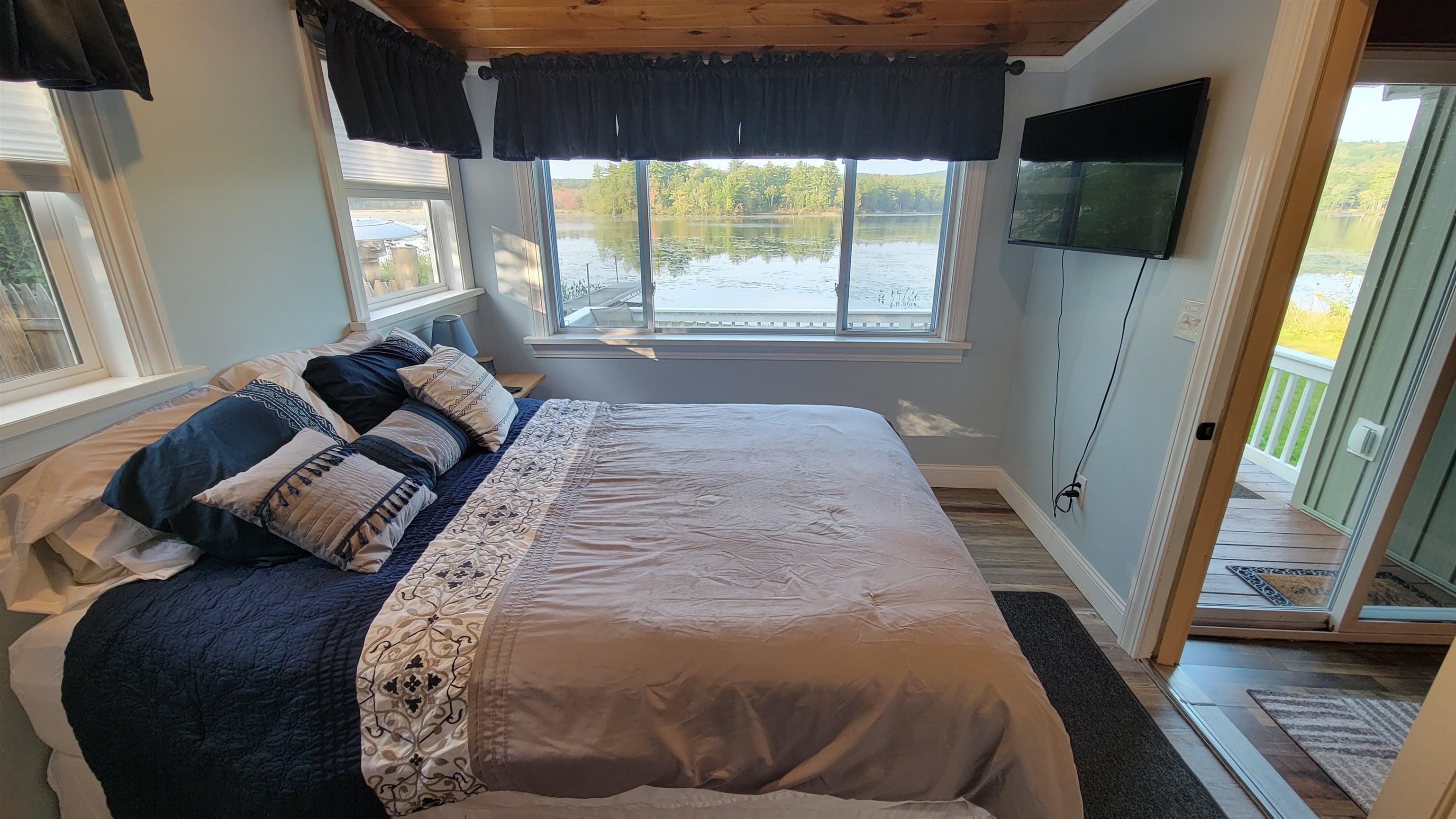 Gilmanton, New Hampshire 03237, United States, 2 Bedrooms Bedrooms, ,1 BathroomBathrooms,Residential,Active,227829