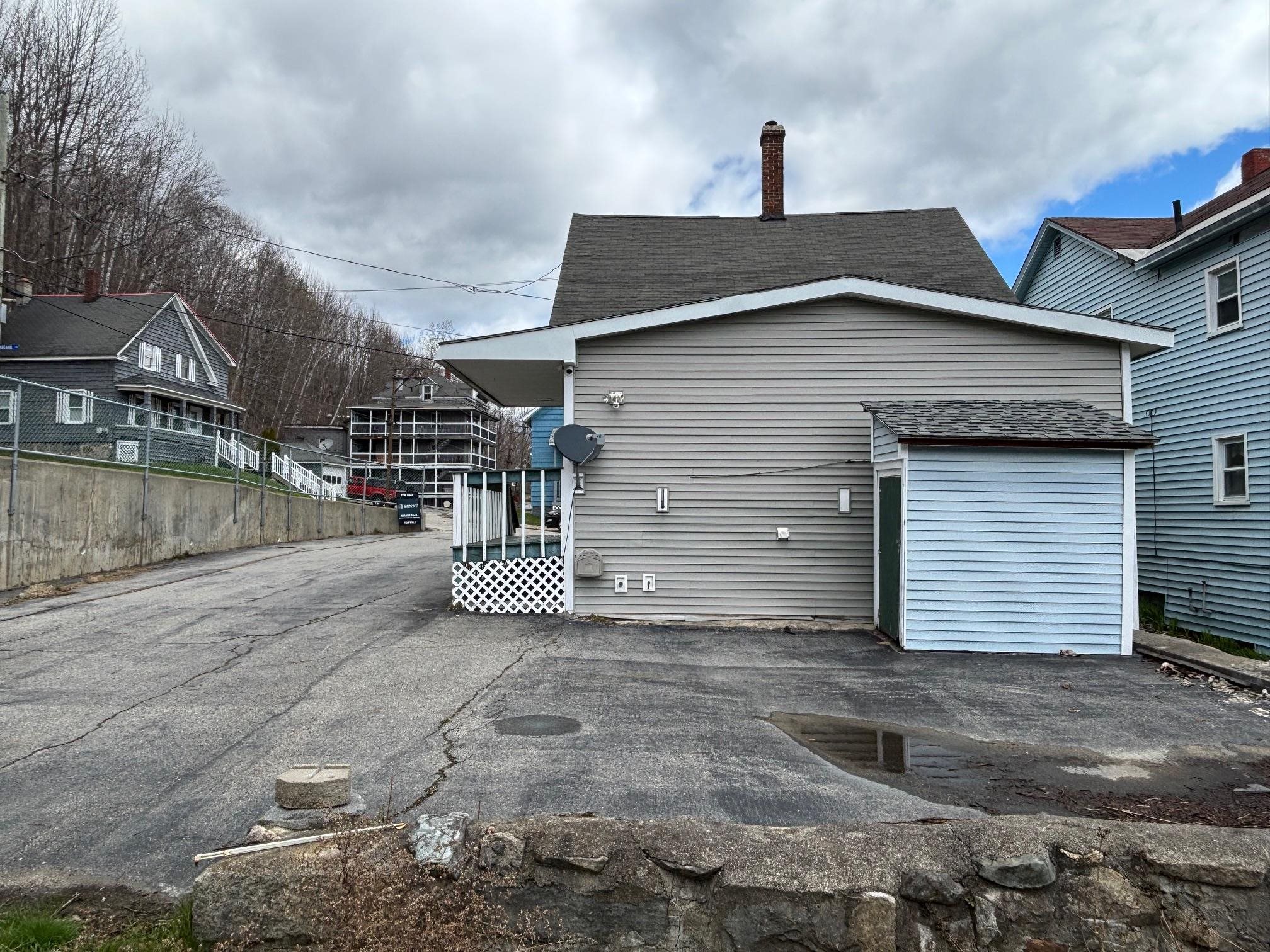 39 Abenaki Lane