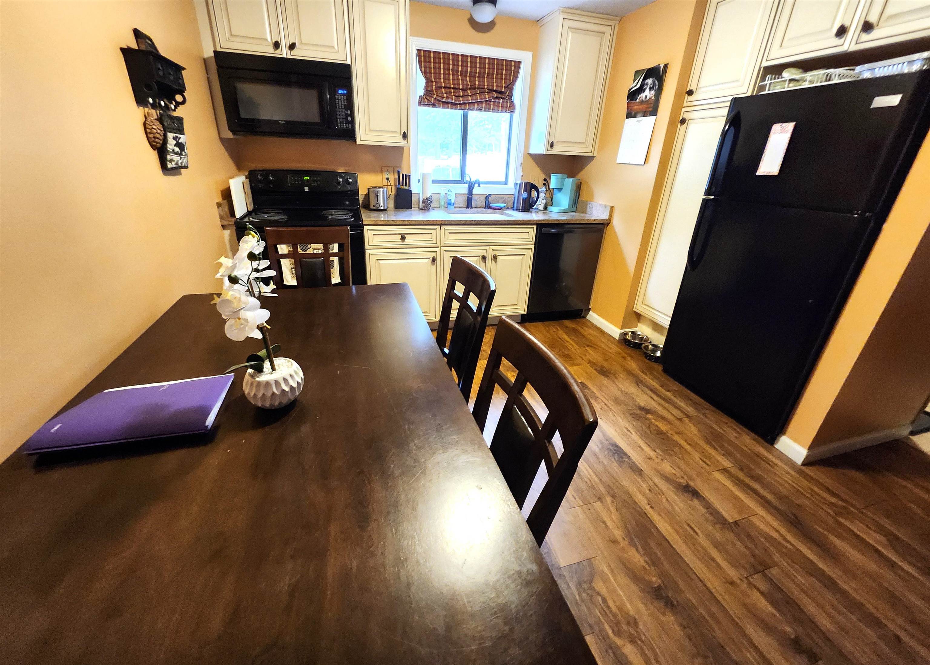 12 Streamside Road 7