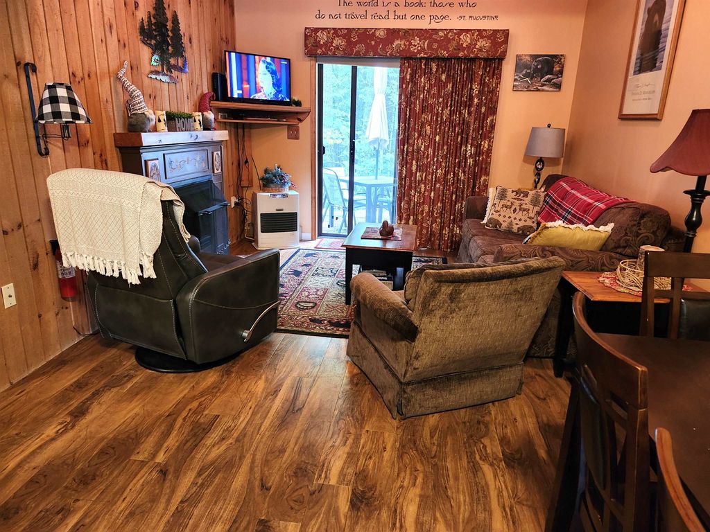 Photo of 12 Streamside Road #7, Campton, NH 03223 (MLS # 5080156)