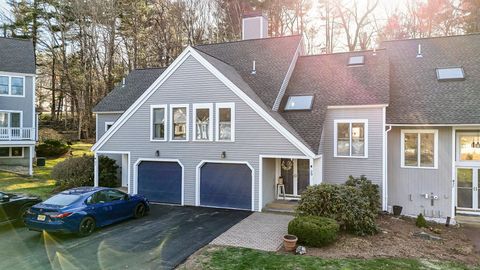 29 Goldfinch Lane Nashua NH 03062