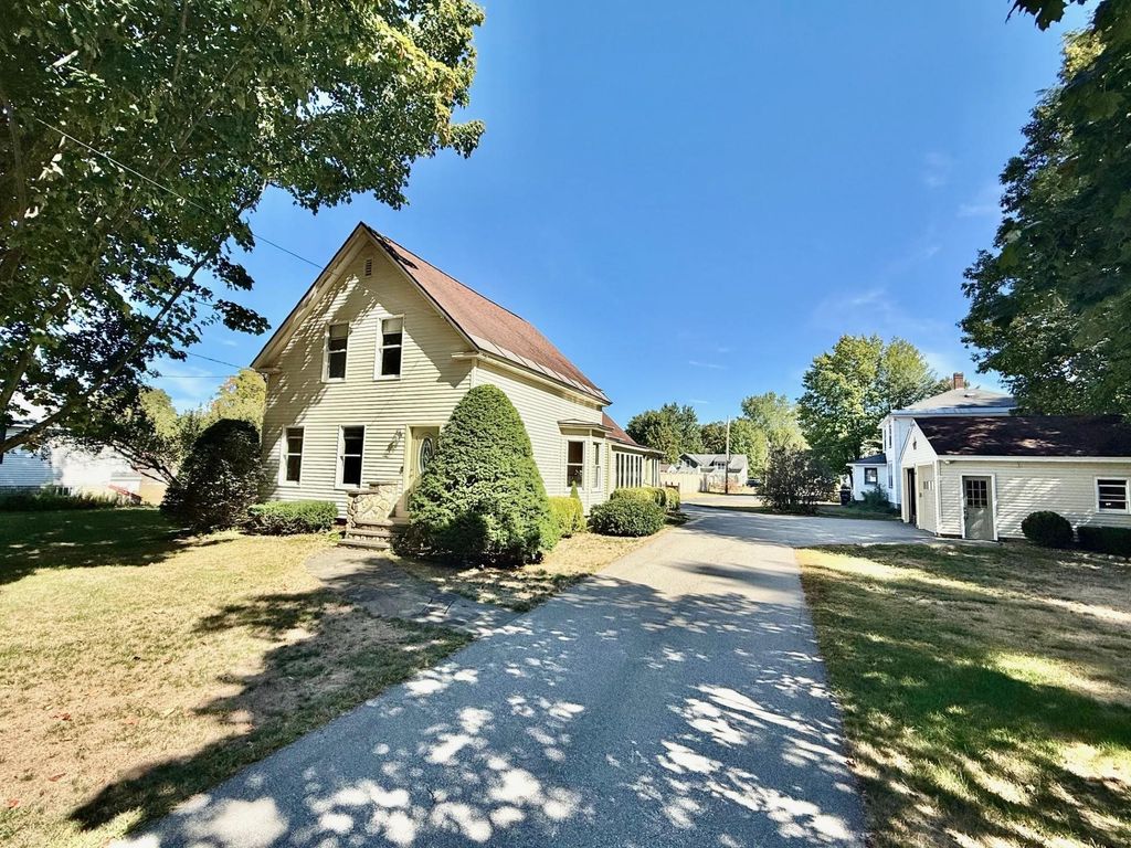 Photo of 257 Park Avenue, Keene, NH 03431 (MLS # 5062109)