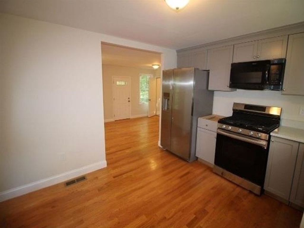 Photo of 66 Goodhue Drive, Derry, NH 03038 (MLS # 5077452)