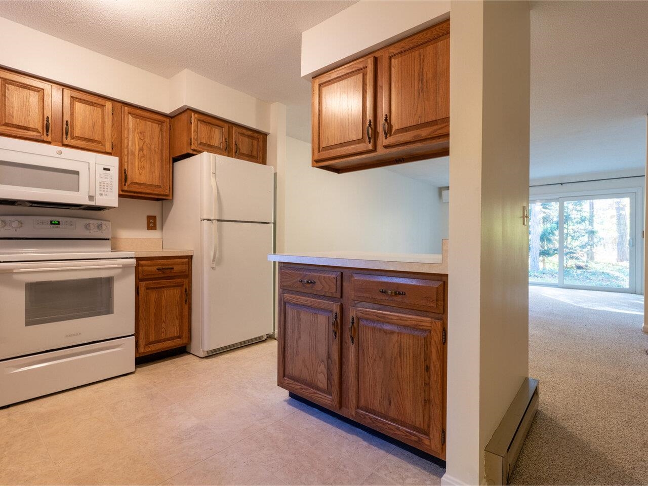 25 Woodbine by the Lake 3