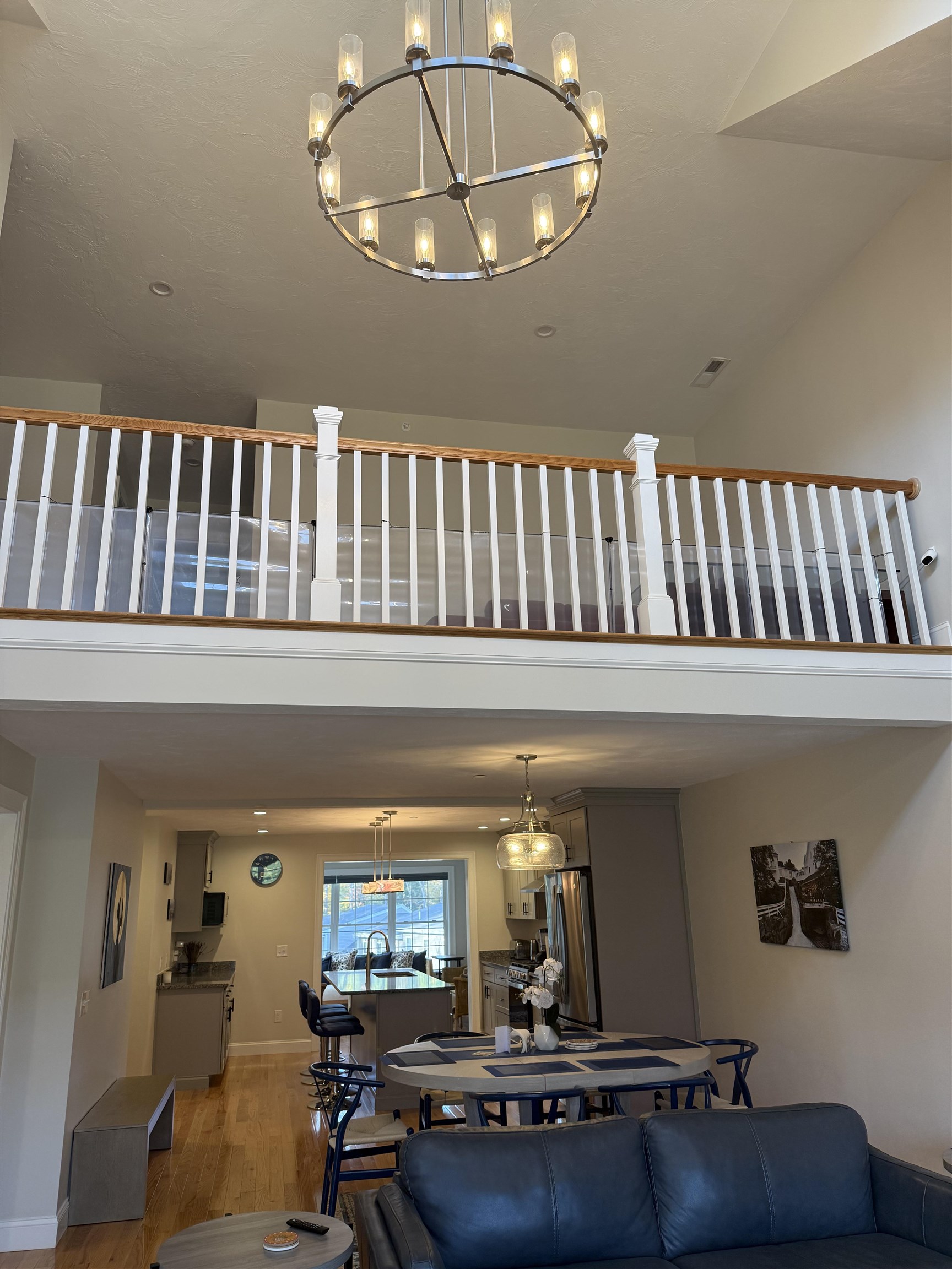 Meredith, New Hampshire 03253, United States, 4 Bedrooms Bedrooms, ,2 BathroomsBathrooms,Residential,Active,230735