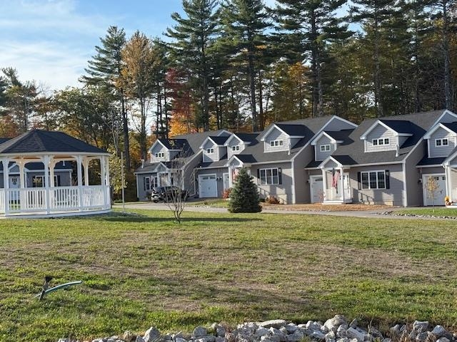 Meredith, New Hampshire 03253, United States, 4 Bedrooms Bedrooms, ,2 BathroomsBathrooms,Residential,Active,230735