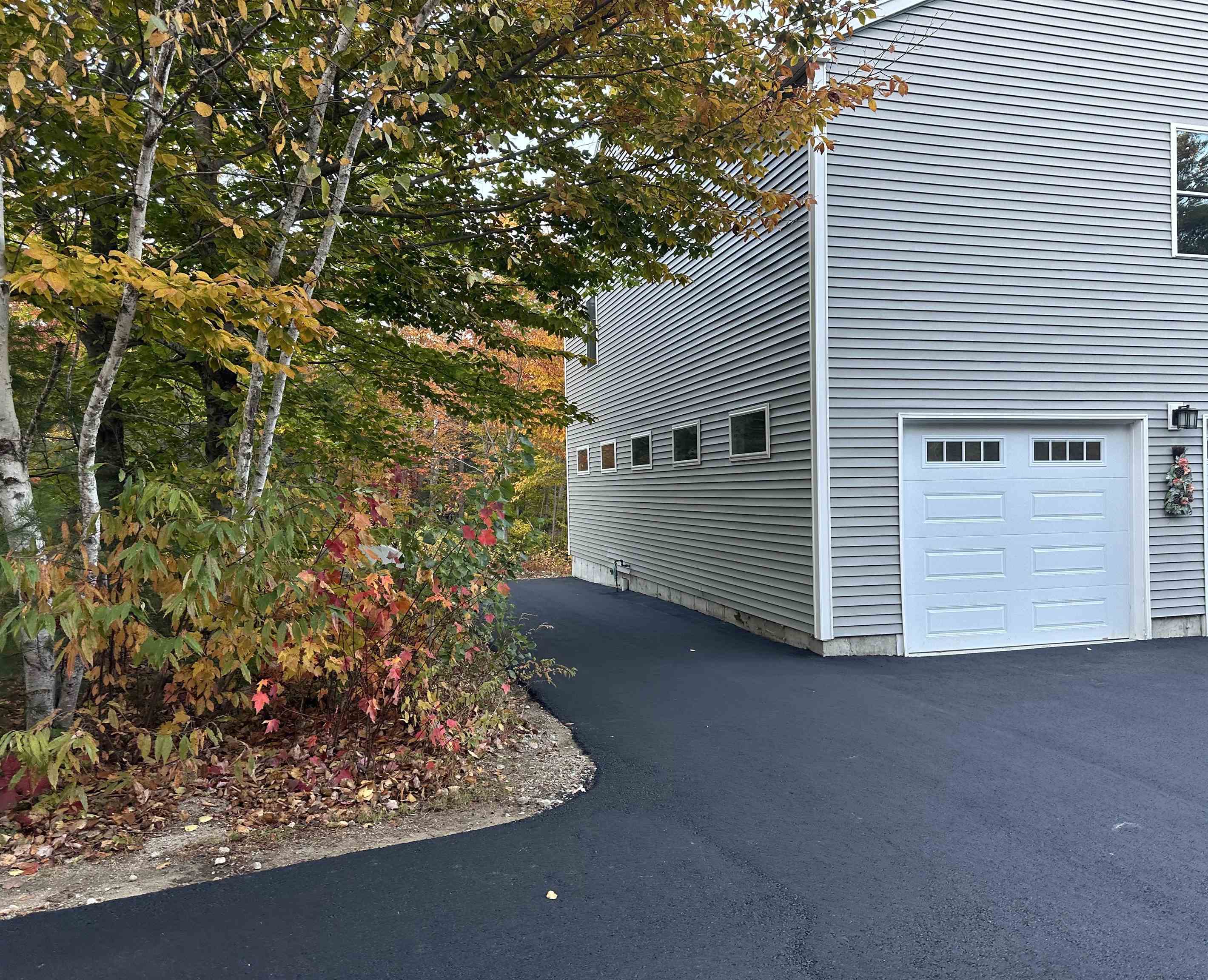 76 Curries Way