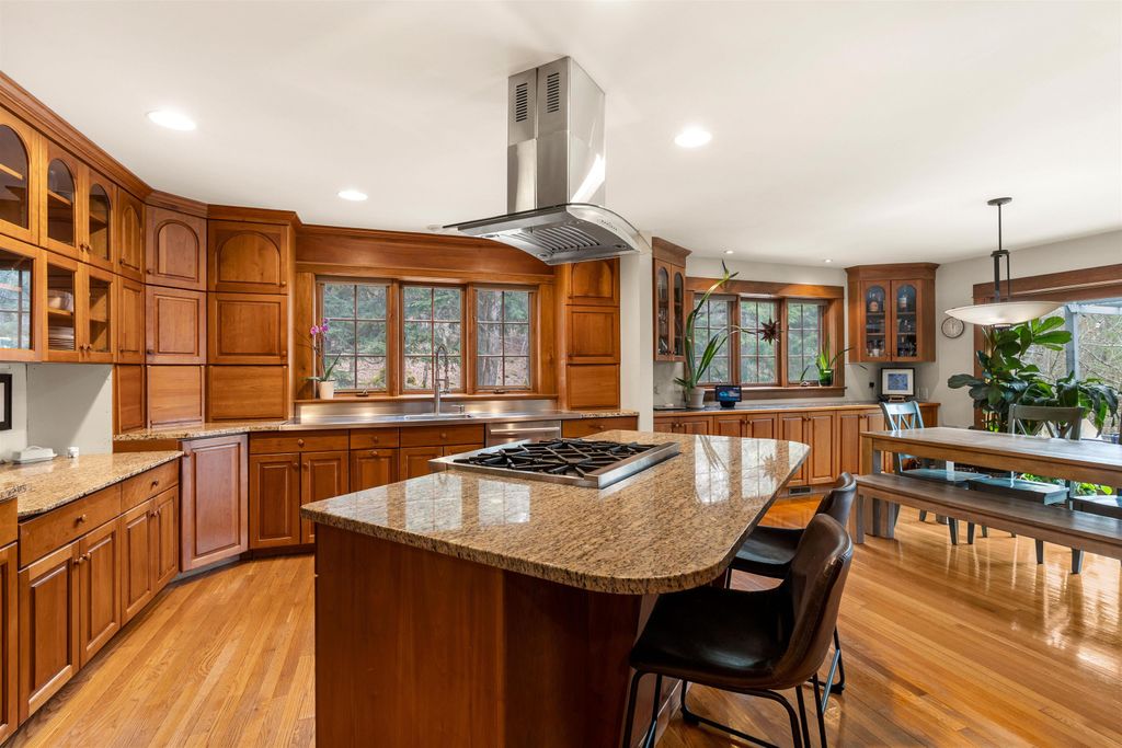 Photo of 1 Elm Road, Hanover, NH 03750 (MLS # 5084649)