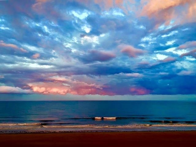 Manchester, New Hampshire 03104, United States, 4 Bedrooms Bedrooms, ,3 BathroomsBathrooms,Residential,Active,165433