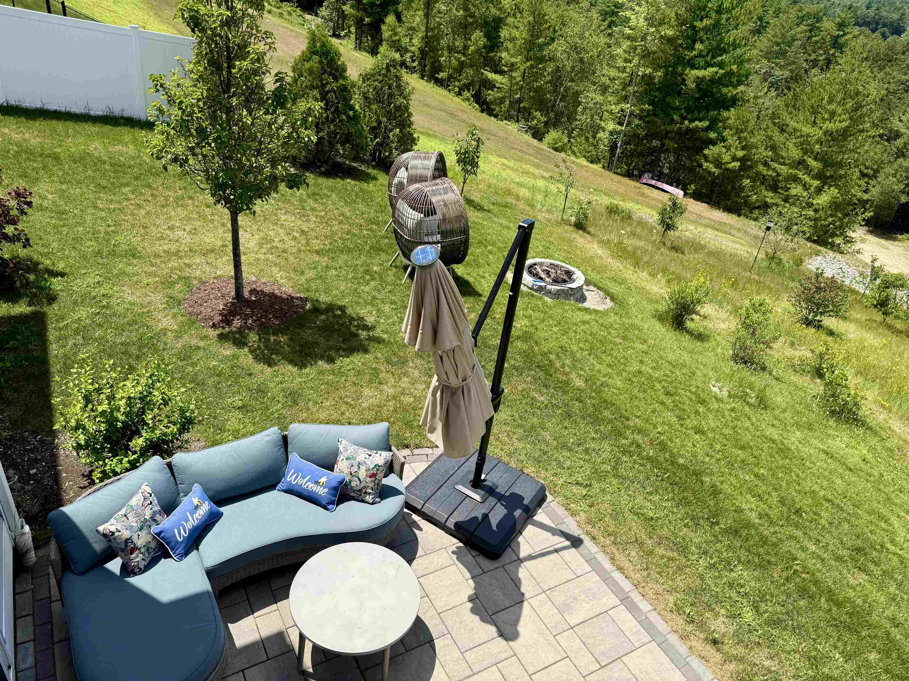 Manchester, New Hampshire 03104, United States, 4 Bedrooms Bedrooms, ,3 BathroomsBathrooms,Residential,Active,165433