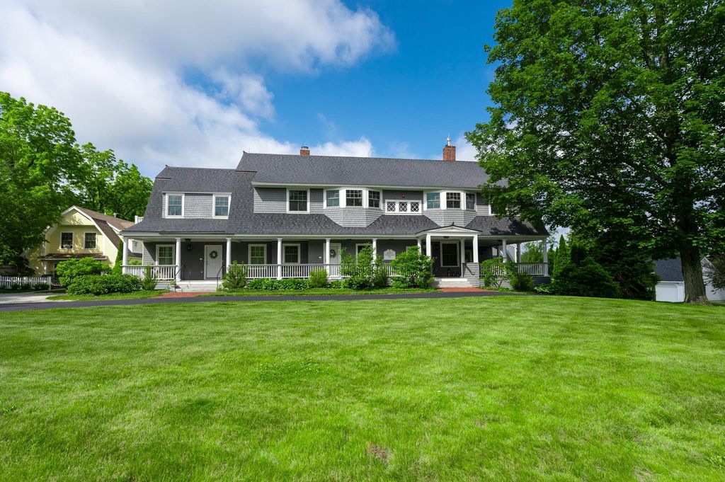 Photo of 26 N Main Street #5, Mont Vernon, NH 03057 (MLS # 5069730)